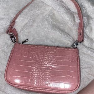 URBAN OUTFITTERS PINK CROC BAG